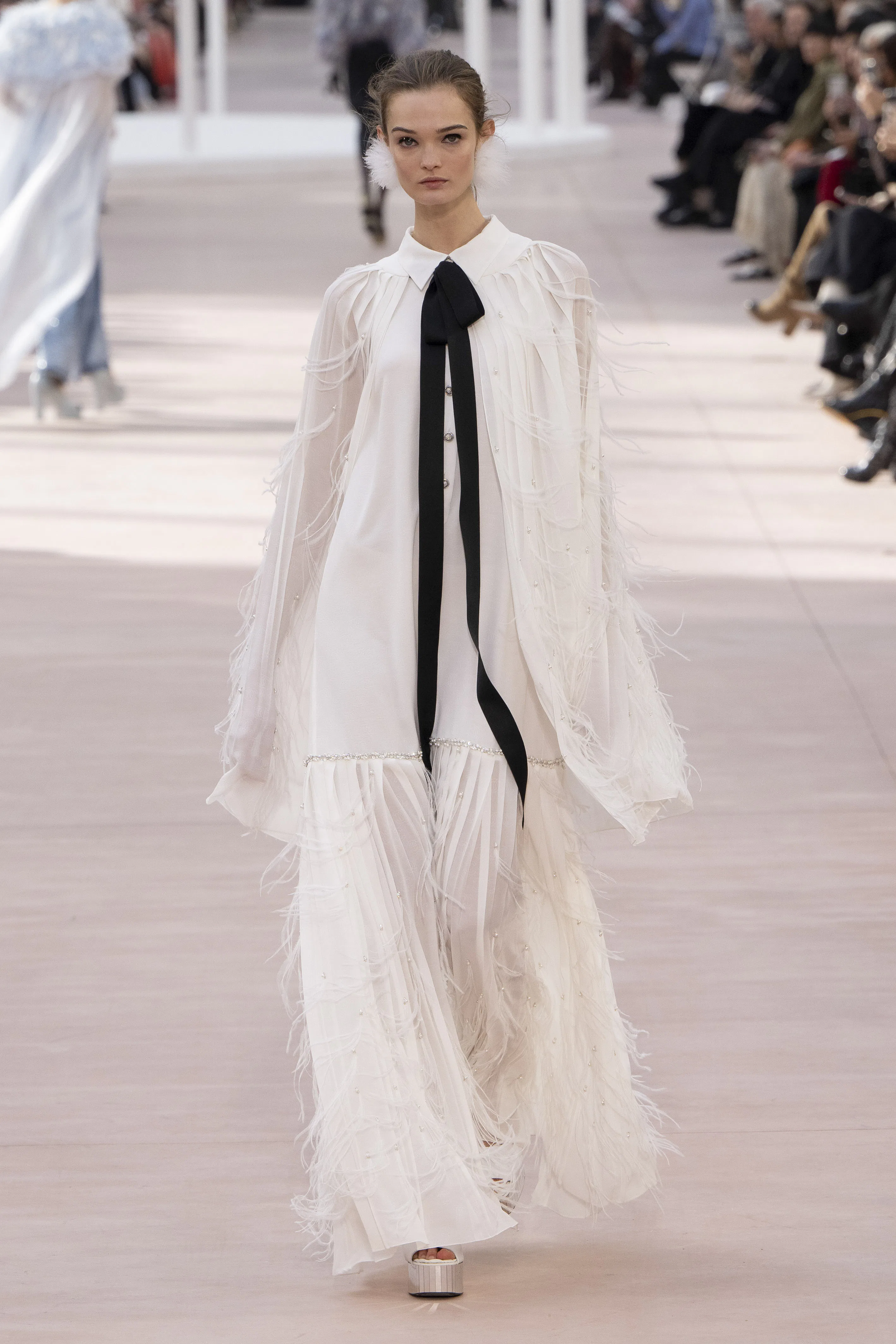 At Chanel Spring 2025, a Joyful Tribute to Dressing Liberated Women