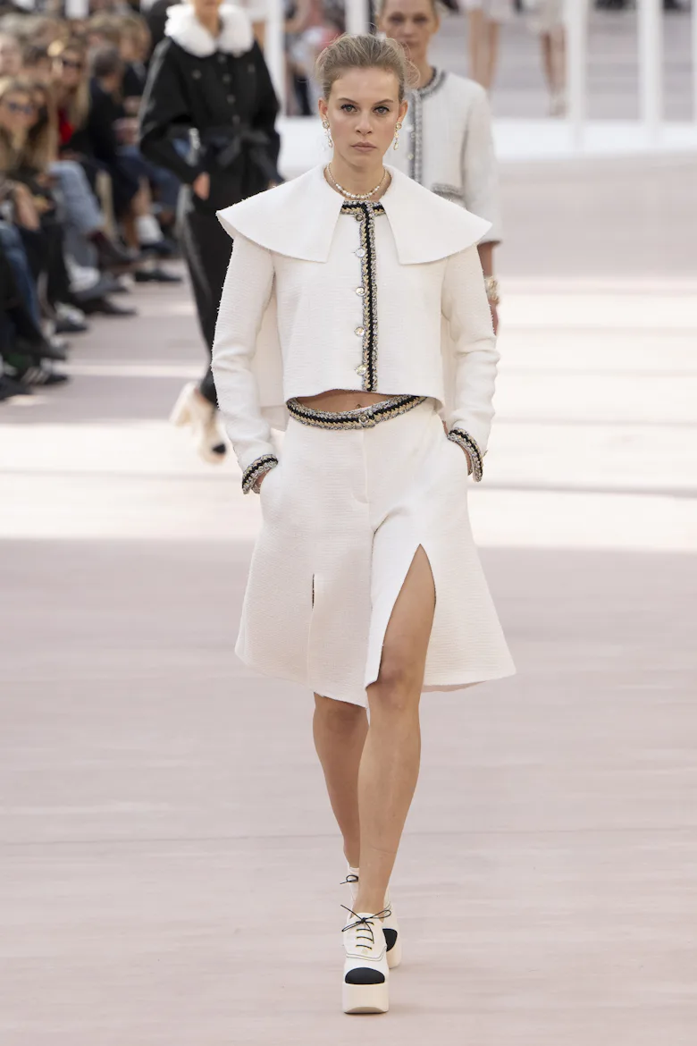 At Chanel Spring 2025, a Joyful Tribute to Dressing Liberated Women