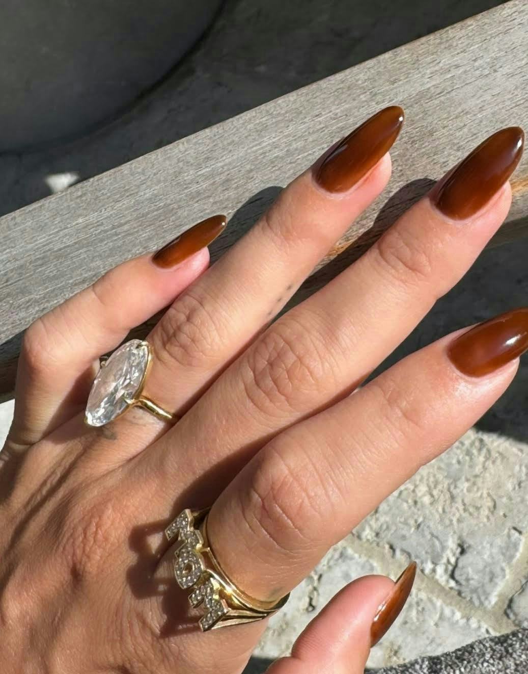 On Sept. 3, Hailey Bieber rocked toasted caramel nails.