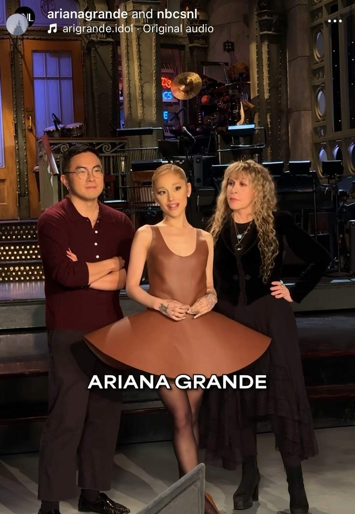 Ariana Grande&rsquo;s scoop neck mini dress defied gravity.