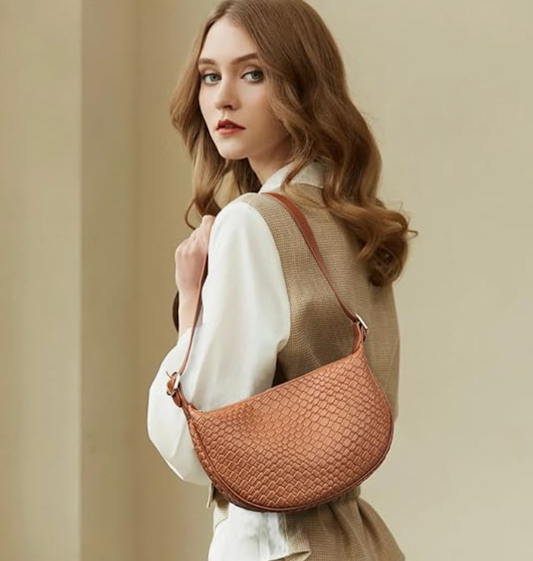 BOSTANTEN Woven Crescent Shoulder Bag