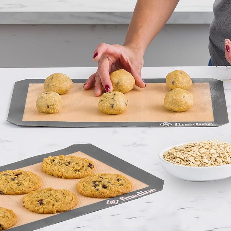 Fine Dine-Silicone Baking Mats (2-Pack)
