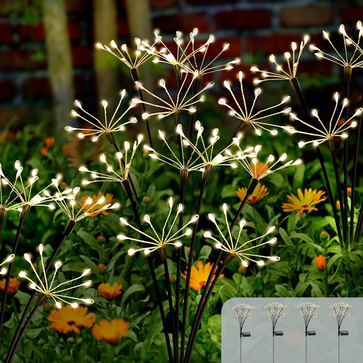 Kwaiffeo Solar Garden Lights (4-Pack)