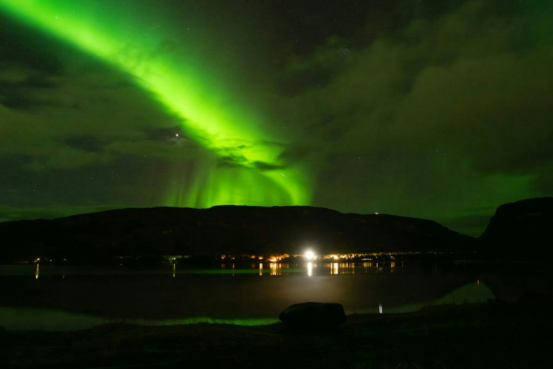 Earth Is Rapidly Heading Towards Solar Maximum — How Many Auroras Will There Be in 2025?