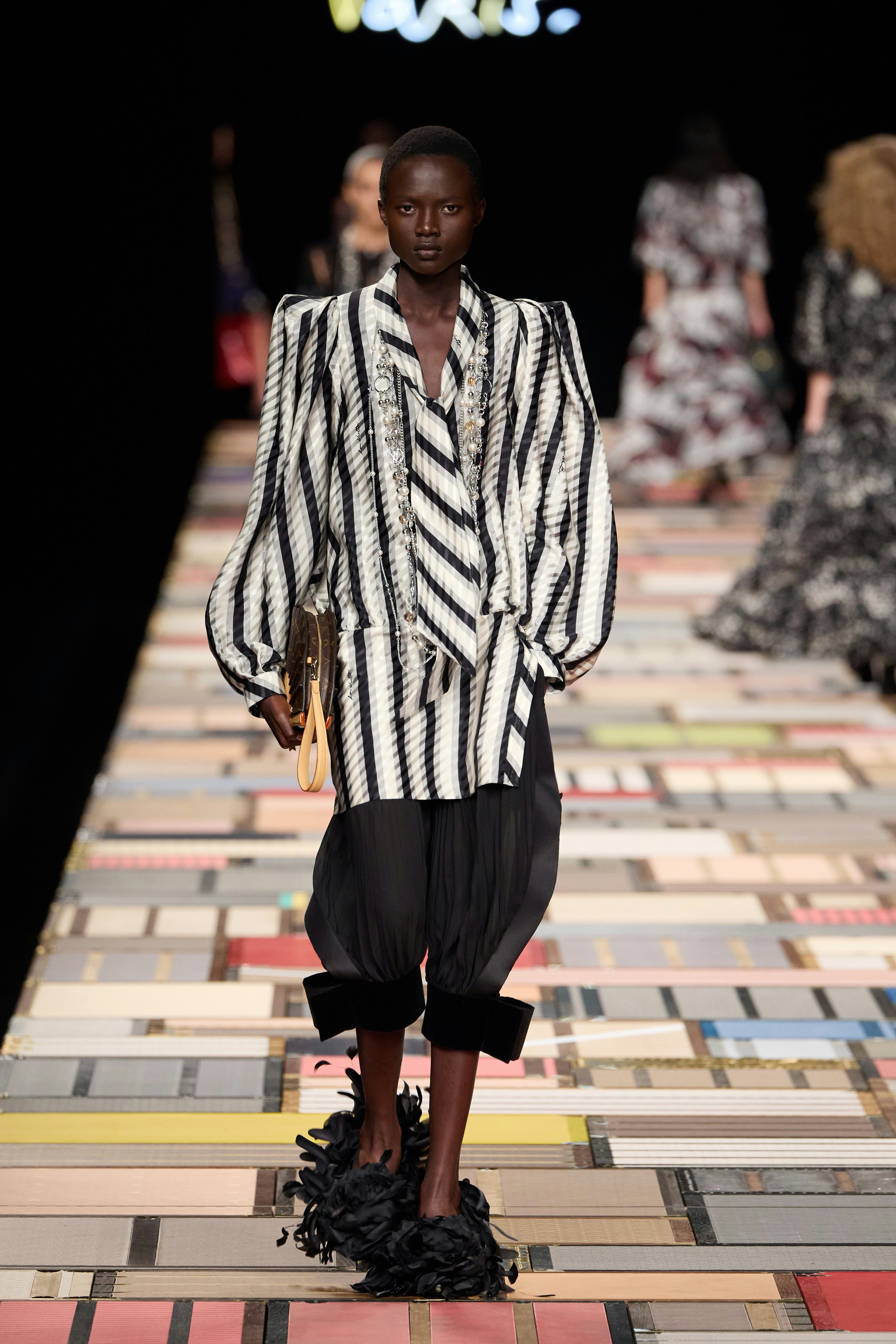 LOUIS VUITTON フェーヴ　2025 ヴィヴィエンヌ LOUIS VUITTON フェーヴ 2025 ヴィヴィエンヌ LOUIS VUITTON