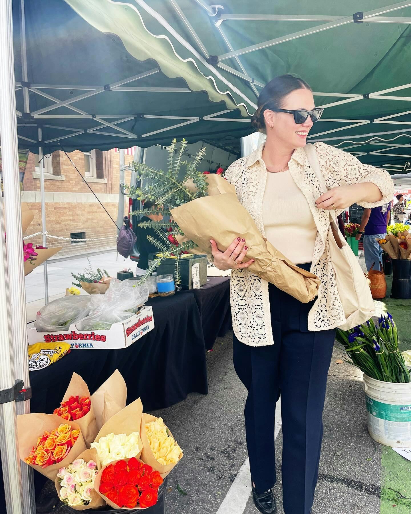 Alison Roman at the farmer&rsquo;s market.