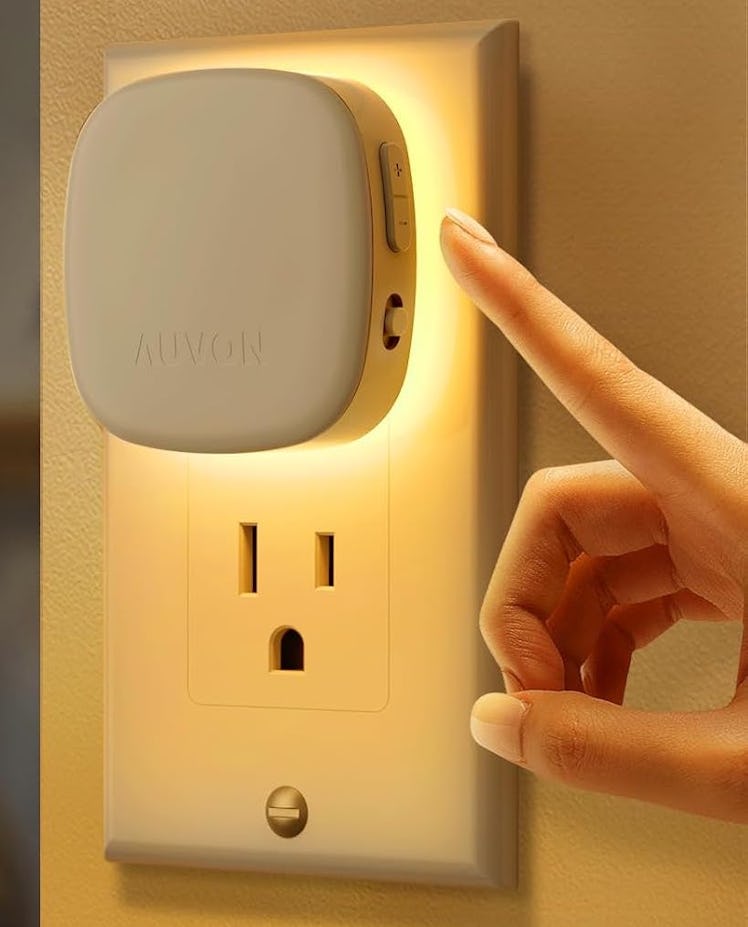 AUVON Plug-in LED Backlit Night-Light