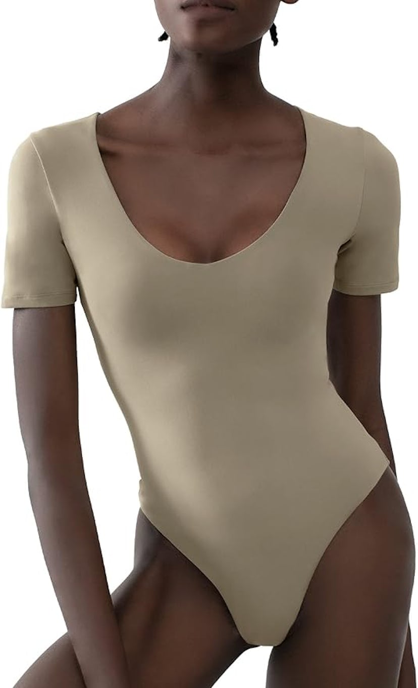 PUMIEY V-Neck Bodysuit