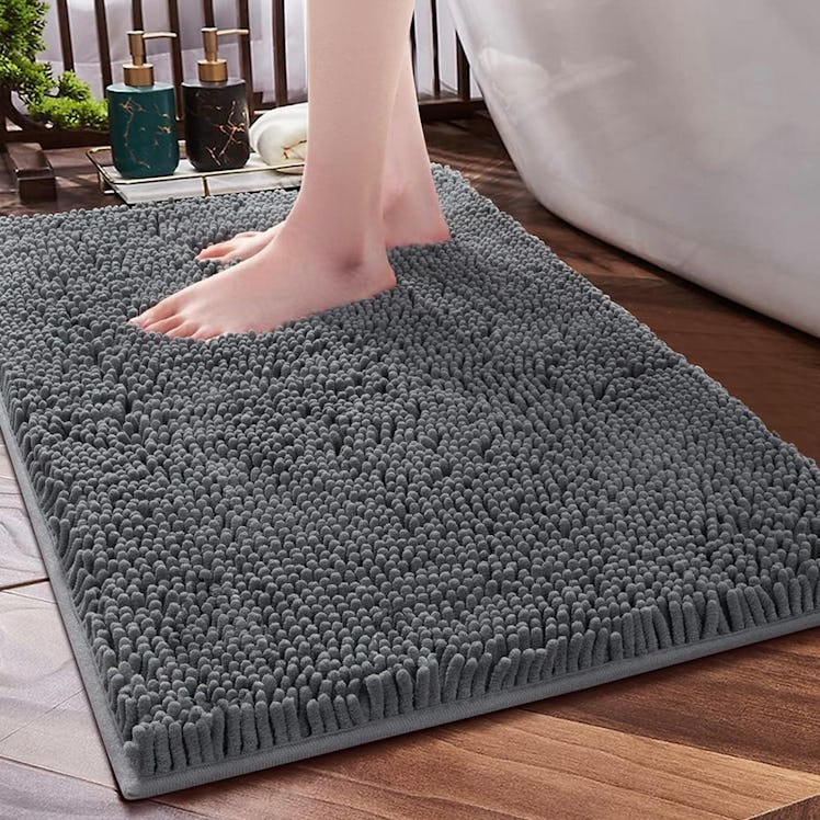 Sonoro Kate Chenille Bath Mat