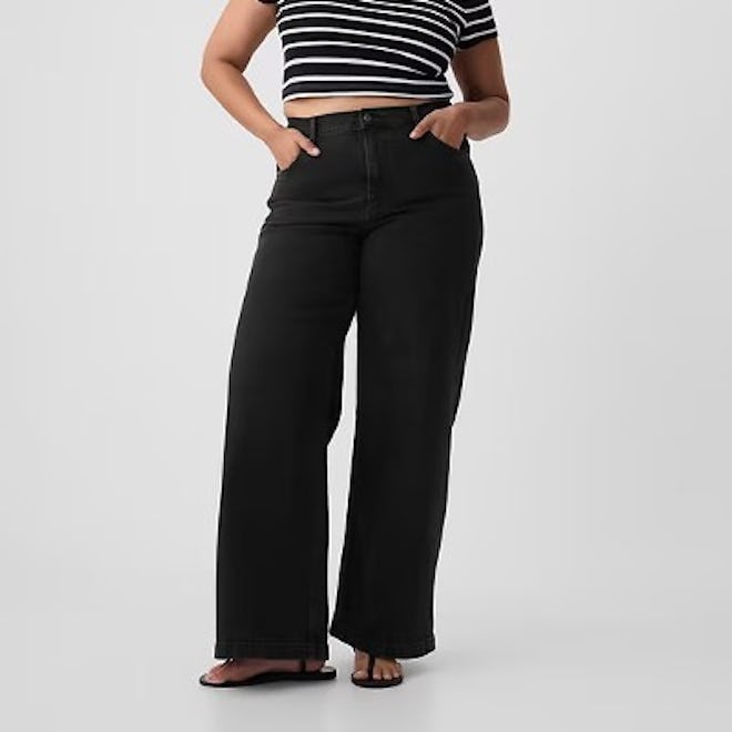 Wide-Leg Jeans