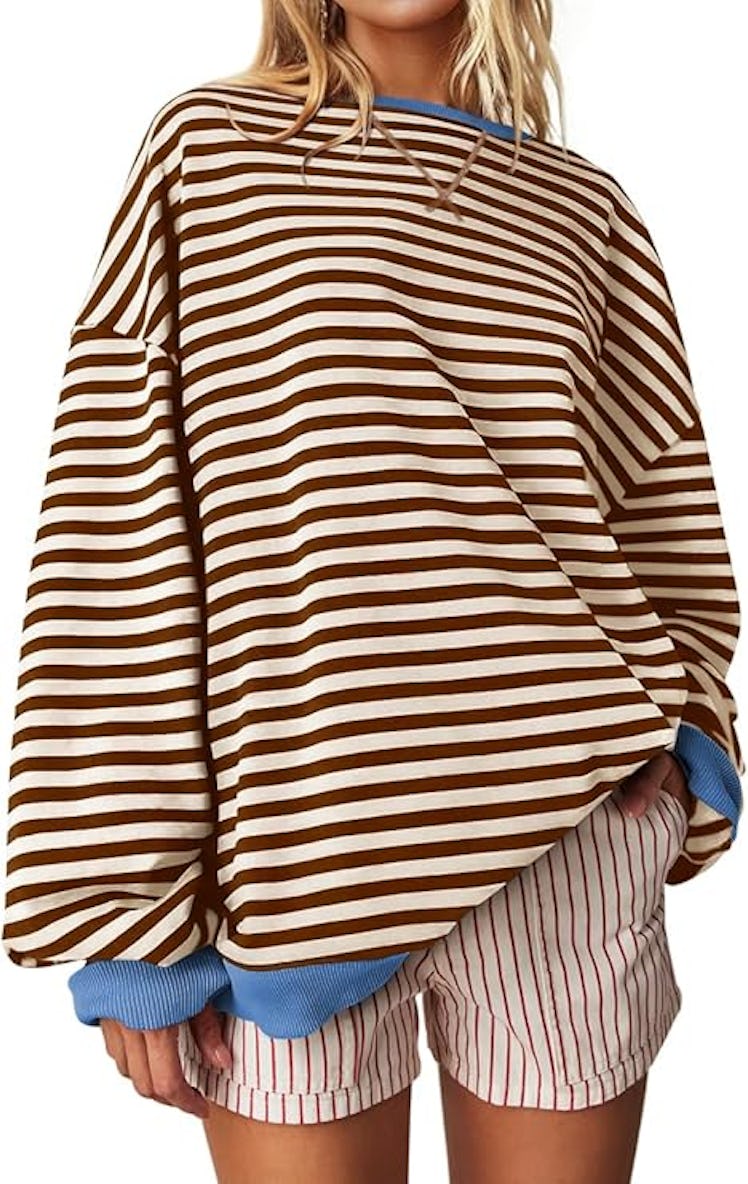 UEU Oversized Striped Crew-Neck Sweatshirt