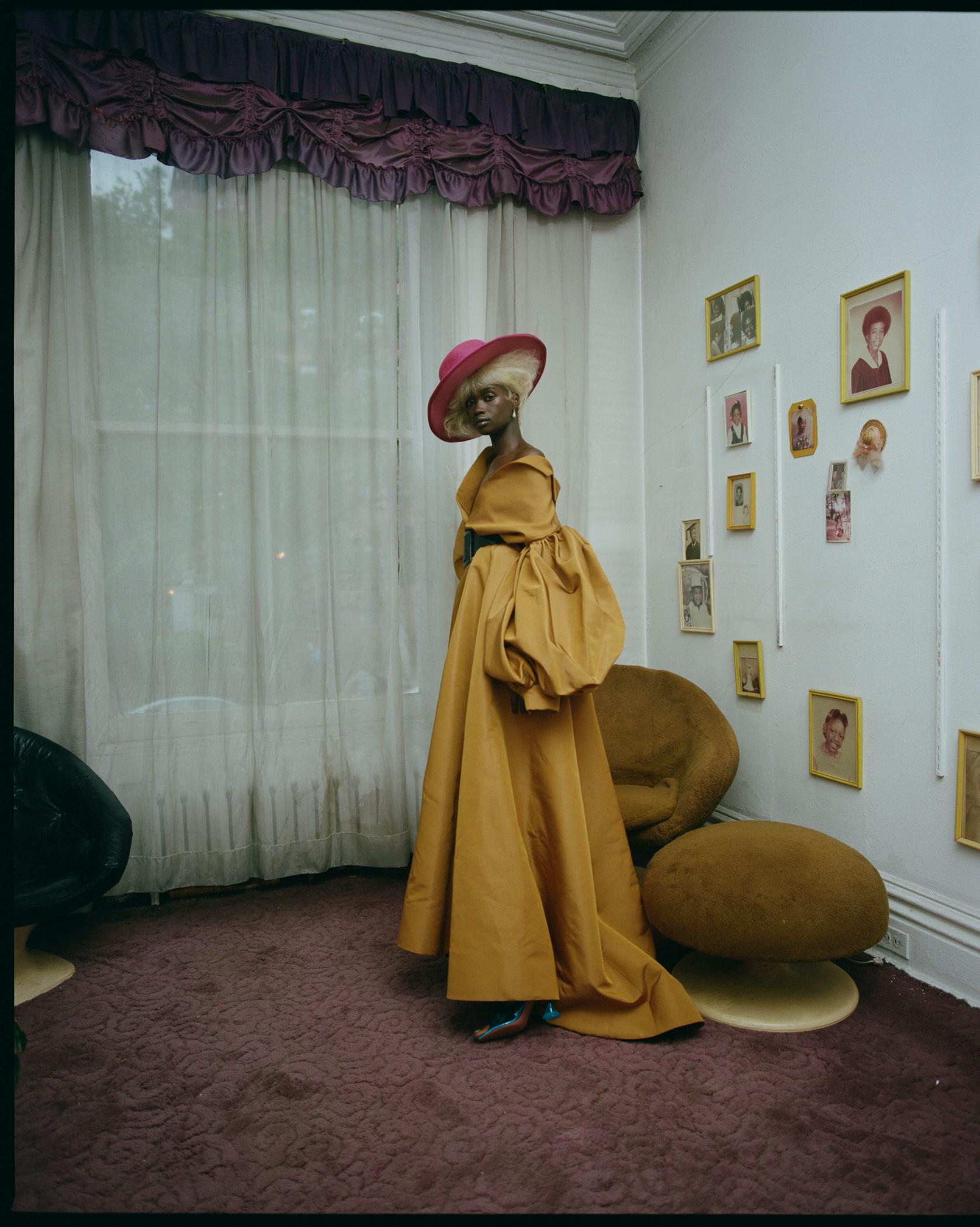 Renell Medrano, ‘Mother's Home,’ 2020. 