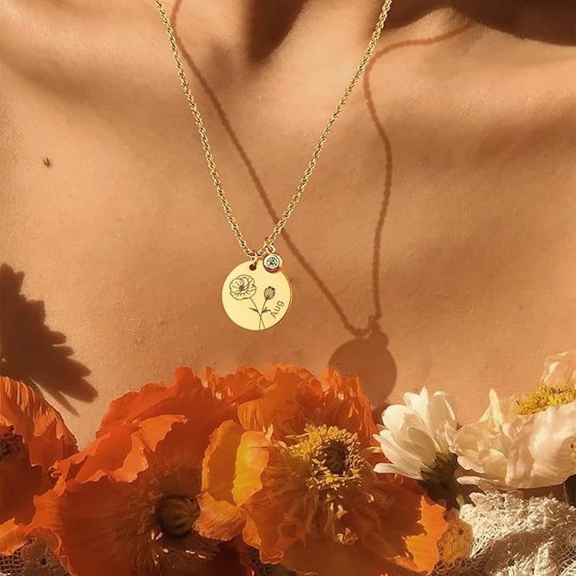 MEVECCO Birth Flower Necklace