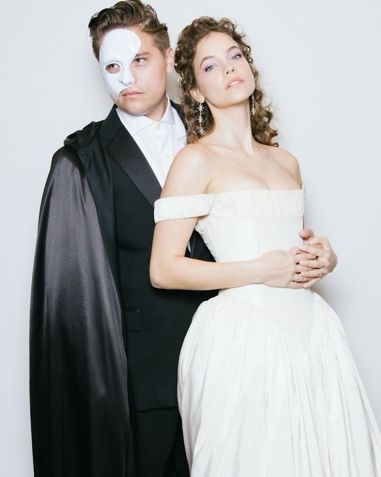 Halloween 2024, ¡Estos son los mejores disfraces usados por los famosos! 34 Barbara Palvin and Dylan Sprouse Halloween 2024.