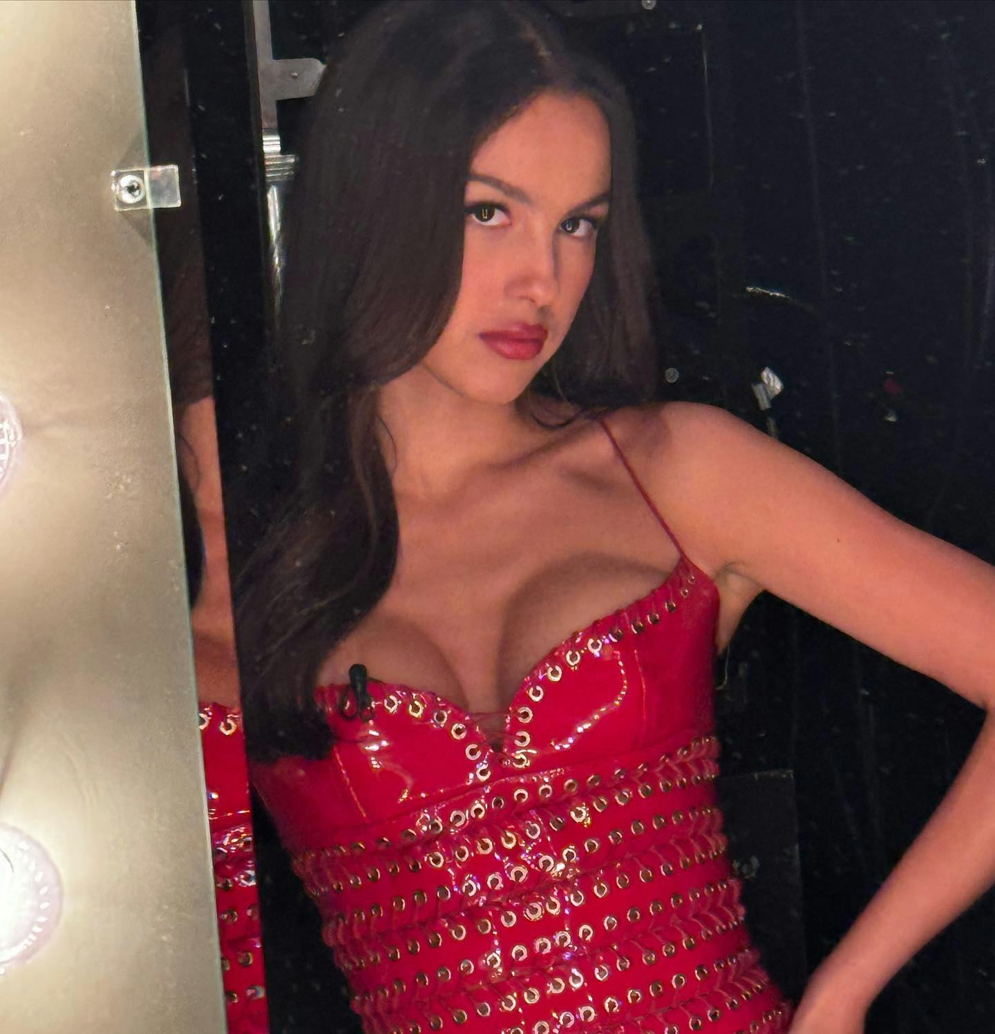 Olivia Rodrigo&rsquo;s itty bitty grommet dress a punk princess slay.