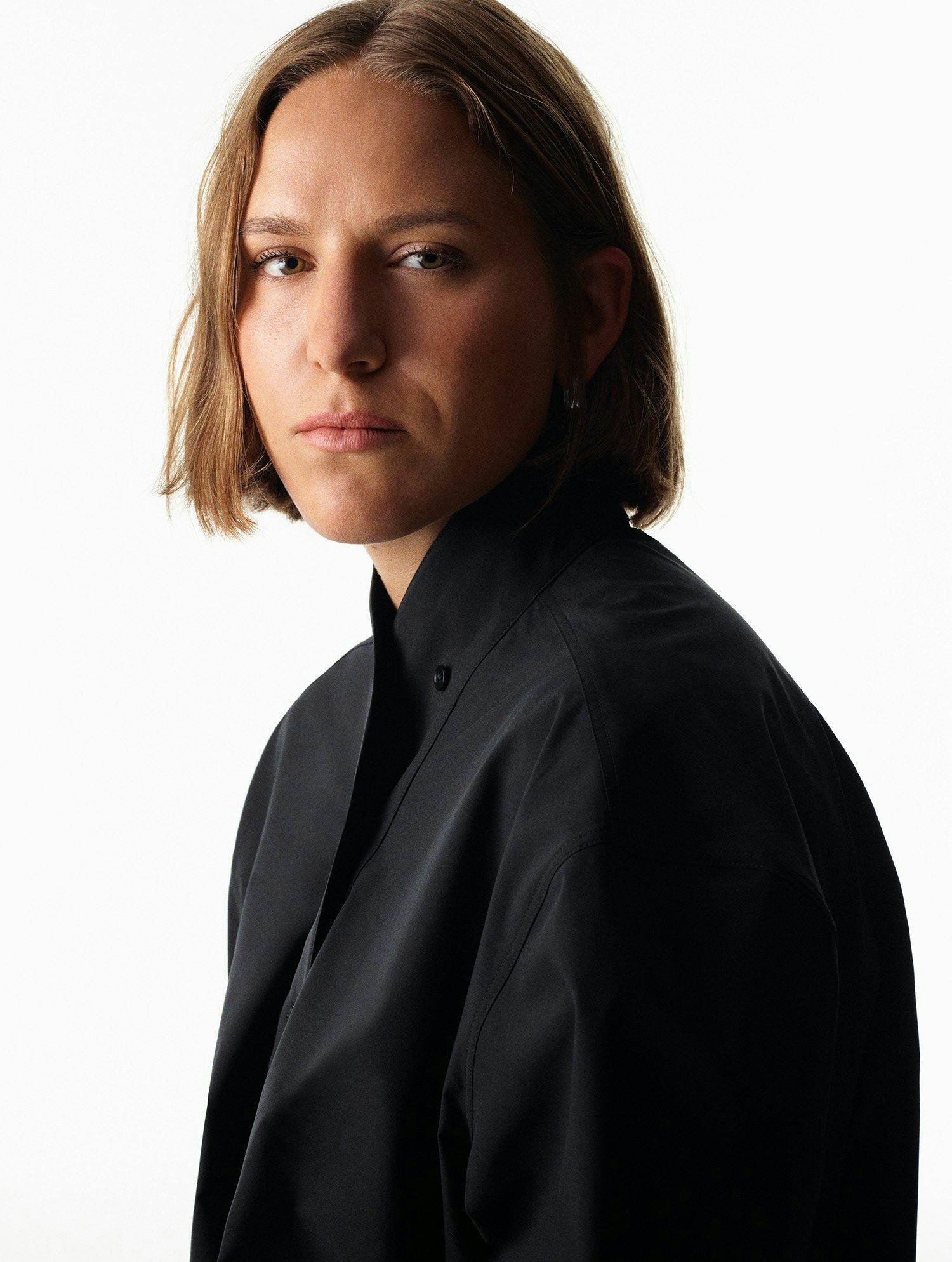 【関税込み】MARIE ADAM-LEENAERDT ダウン Meet Marie Adam-Leenaerdt, the Belgian Fashion Designer