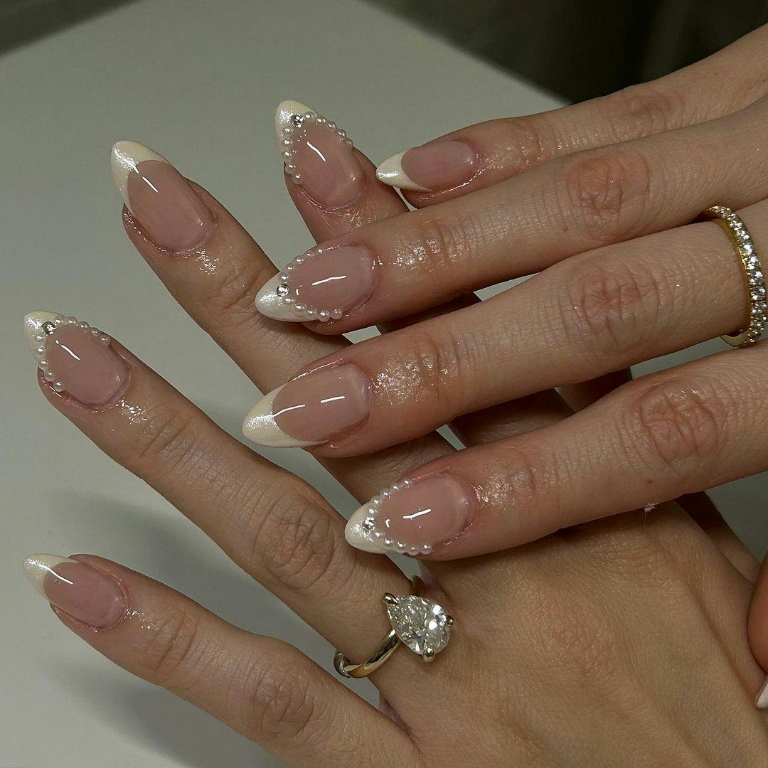 Pearl birthstone manicure for Gemini