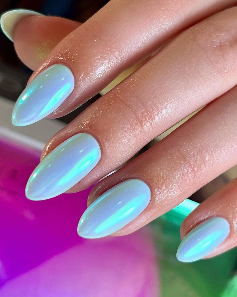 Aquamarine birthstone manicure for Pisces