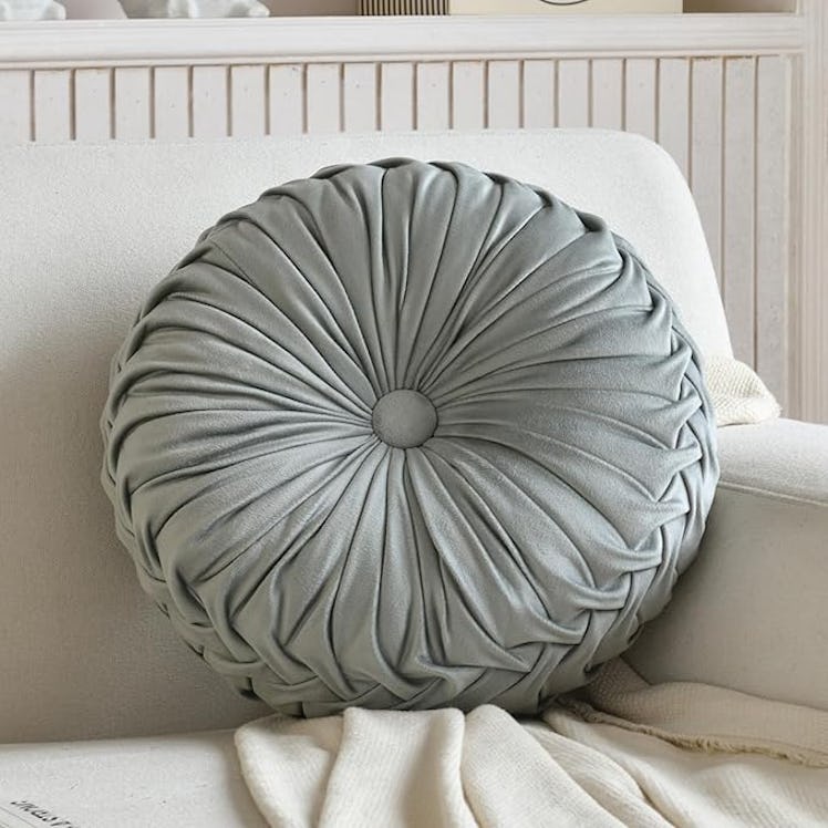 Teieas Round Velvet Throw Pillow