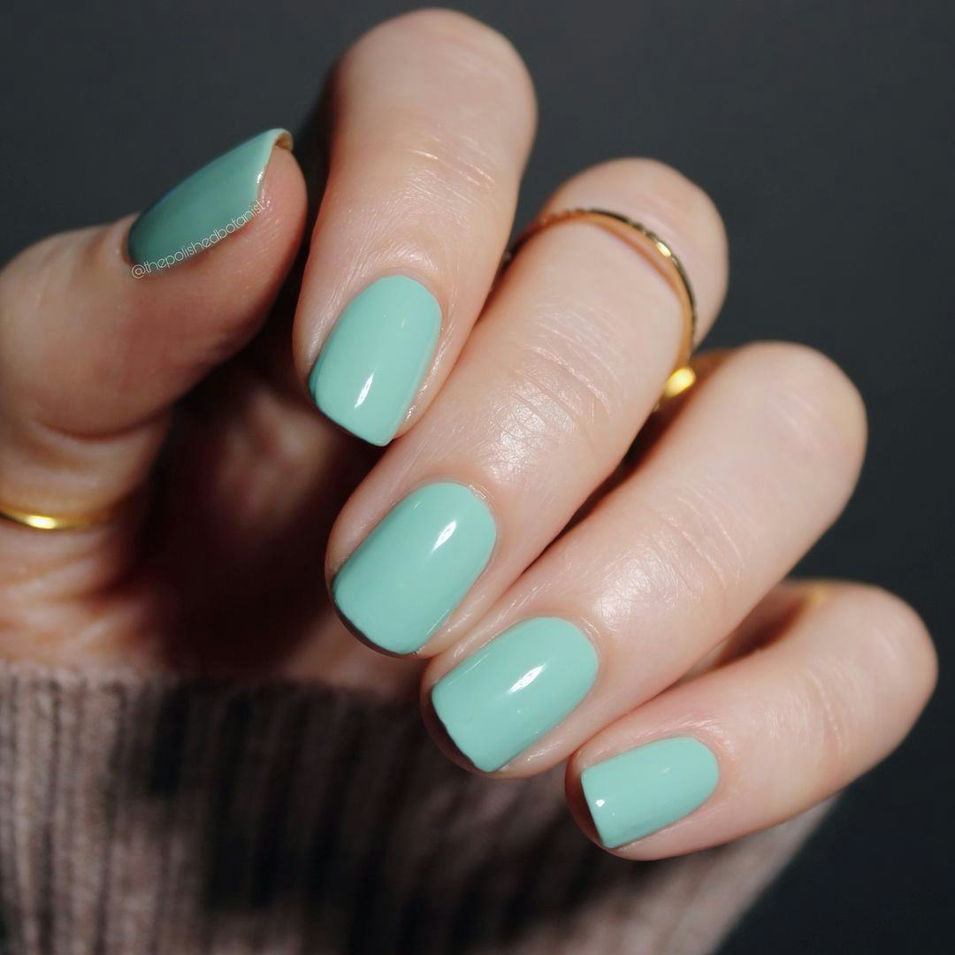 turquoise manicure birthstone for capricorns