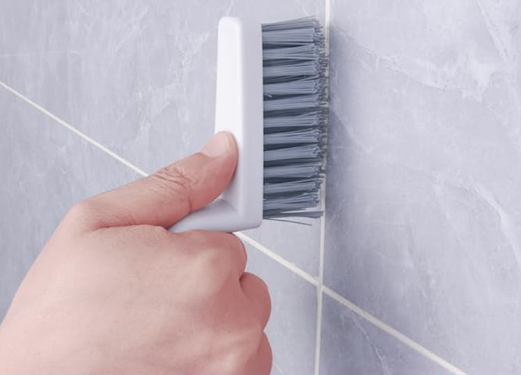 Lumkew V-Shaped Grout Cleaner Brush