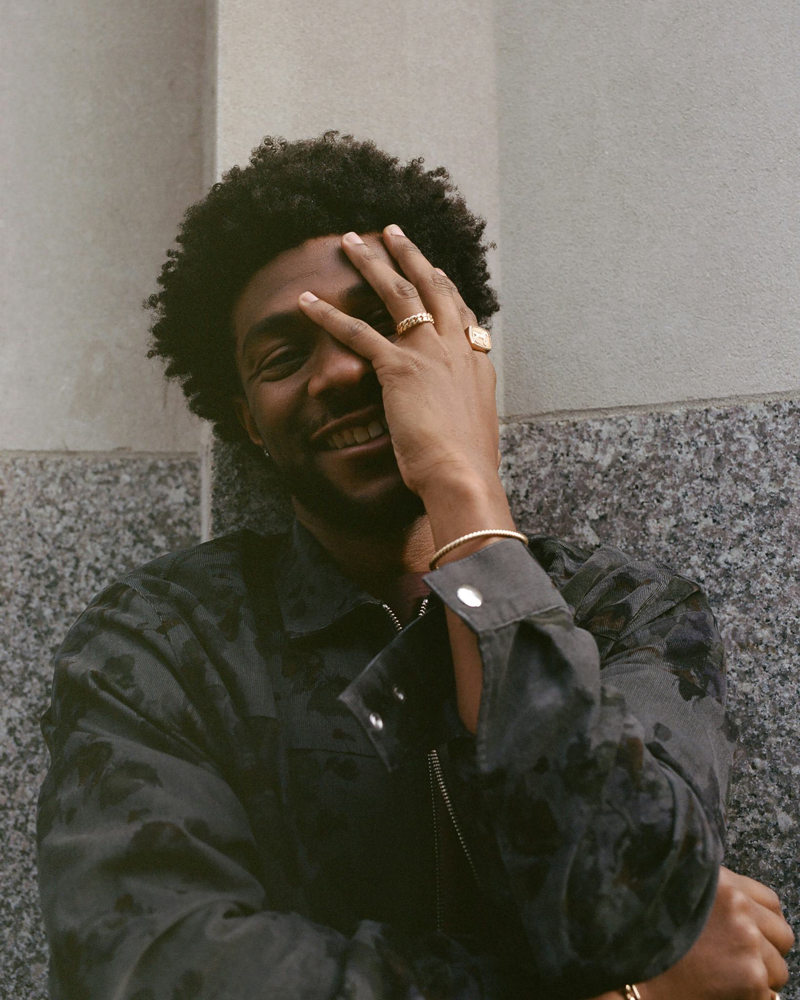 Jonathan Daviss plays Pope in the Outer Banks cast.