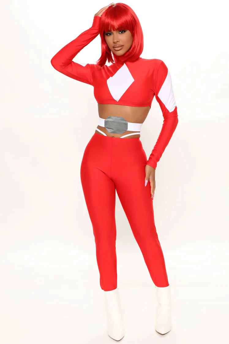 17 Red Halloween Costume Ideas For 2024 To Spice Up Your OOTD 17 Red Halloween Costume Ideas For 2024 To Spice Up Your OOTD
