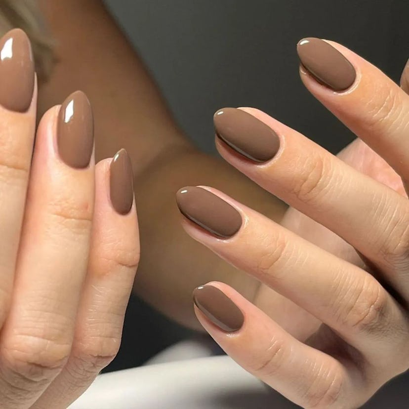 Milk chocolate nails are on-trend for fall 2024.