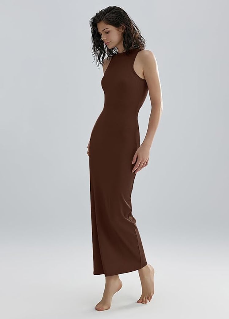 Relety Sleeveless Ribbed Maxi Dress