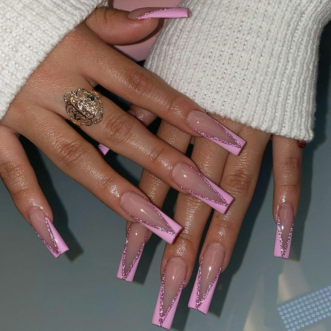 Try a pink and green &lsquo;Wicked&rsquo;-inspired manicure ahead of the film&rsquo;s premiere.