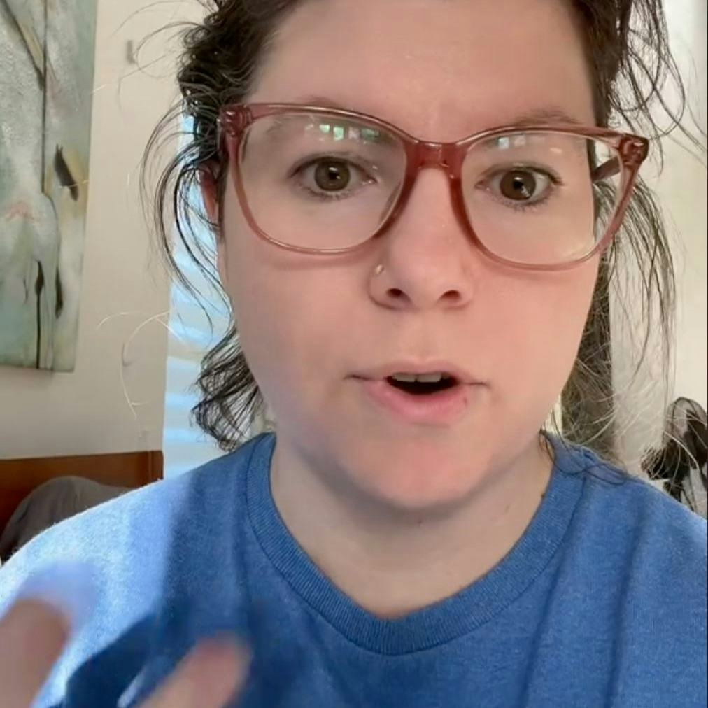 This Mom Had The Perfect Response To The Dreaded Question About Santa & The Tooth Fairy