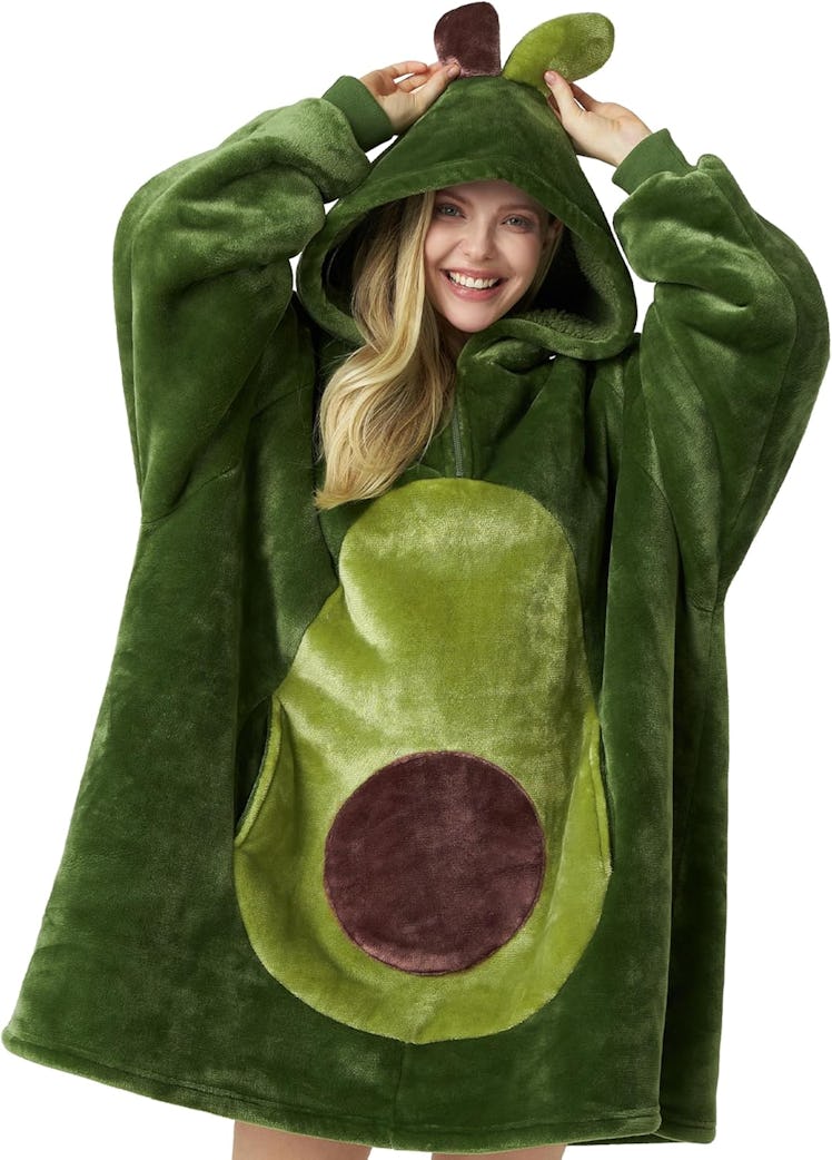  Giggling Getup Avocado Wearable Blanket