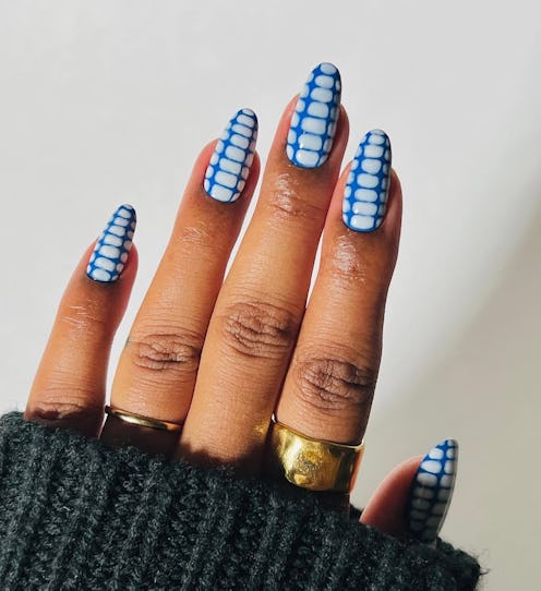 Here are 12 nail art ideas for Sagittarius season 2024.