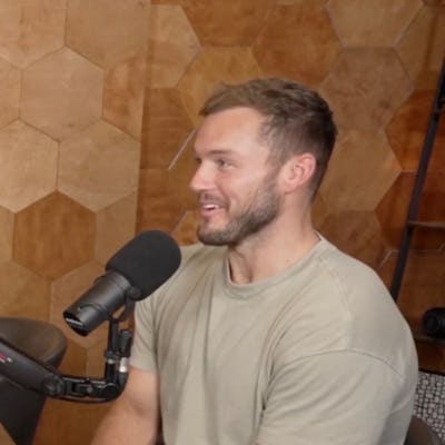 'The Bachelor' Star Colton Underwood Wants Everyone To Know That His Son Does *Not* Have A Mother
