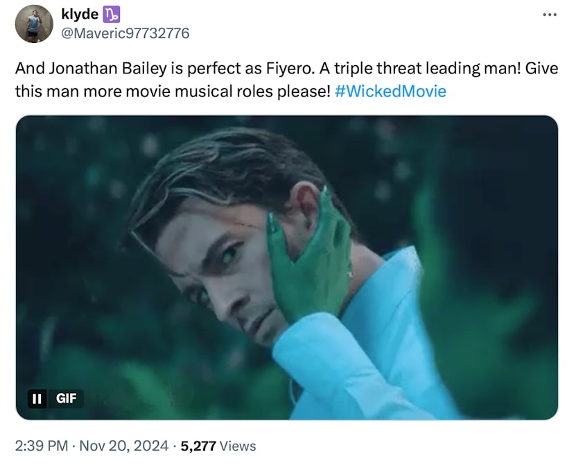 An X post about Jonathan Bailey in 'Wicked' that says, "And Jonathan Bailey is perfect as Fiyero. A ...