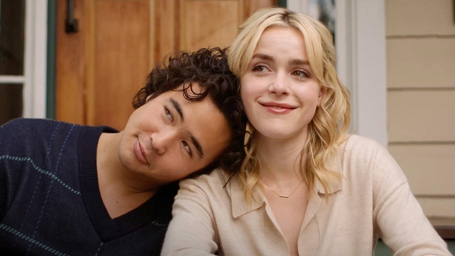 Kiernan Shipka and Nico Hiraga in Sweethearts