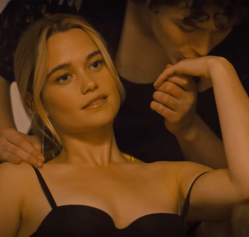 The 2024 'Cruel Intentions' series pays tribute to the 1999 movie with some Easter eggs.