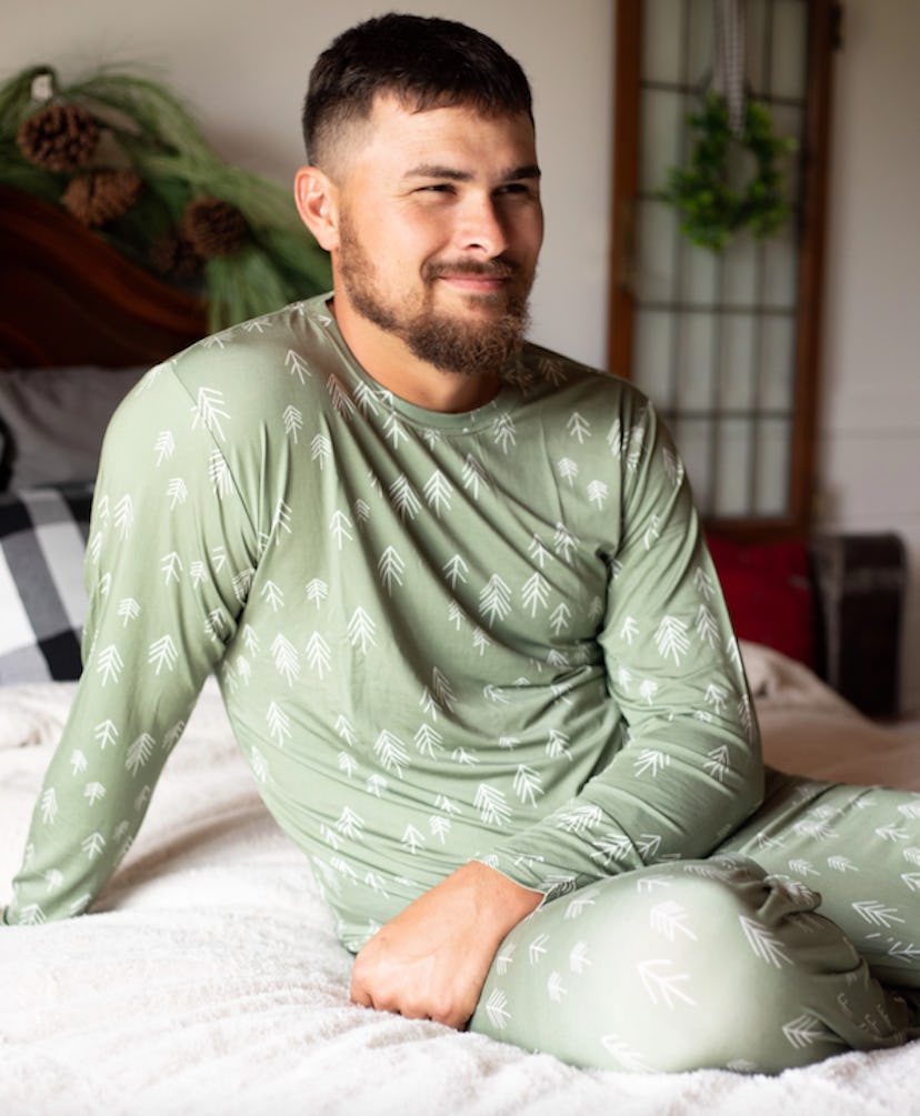 Holiday Tree Men's Pajama Set