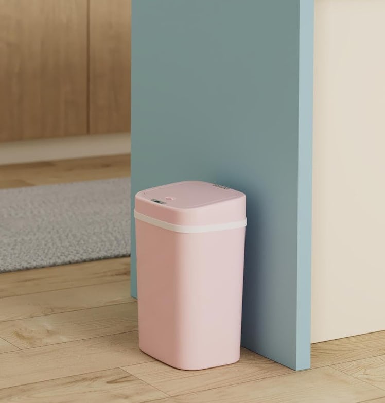 Nine Stars Motion-Sensor Trash Can