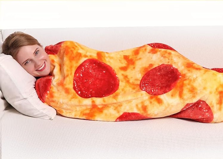 mermaker Pepperoni Pizza Blanket