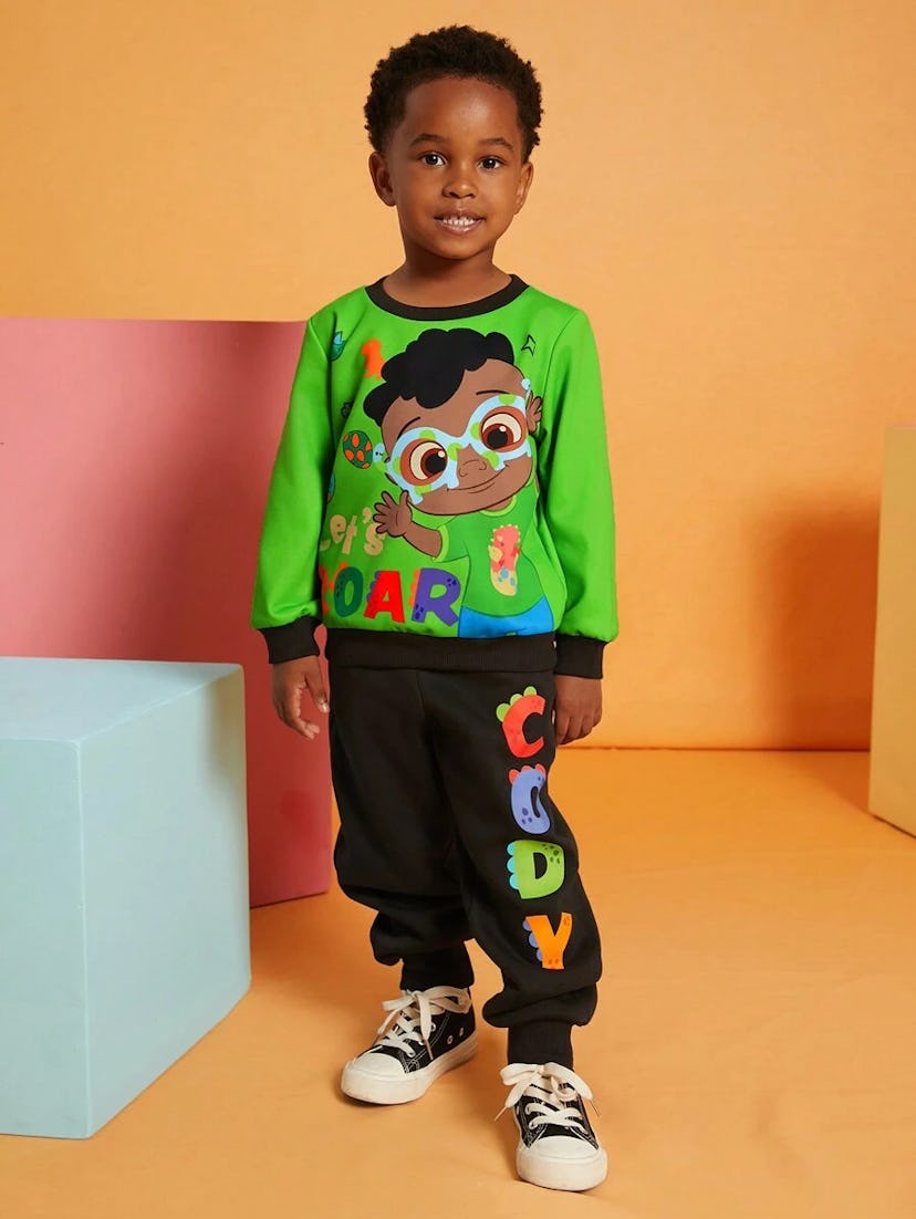 Little Boy Dinosaur Graphic Sweatshirt And Black Sweatpants Set