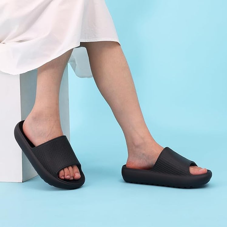 Comwarm Cloud Slide Sandals