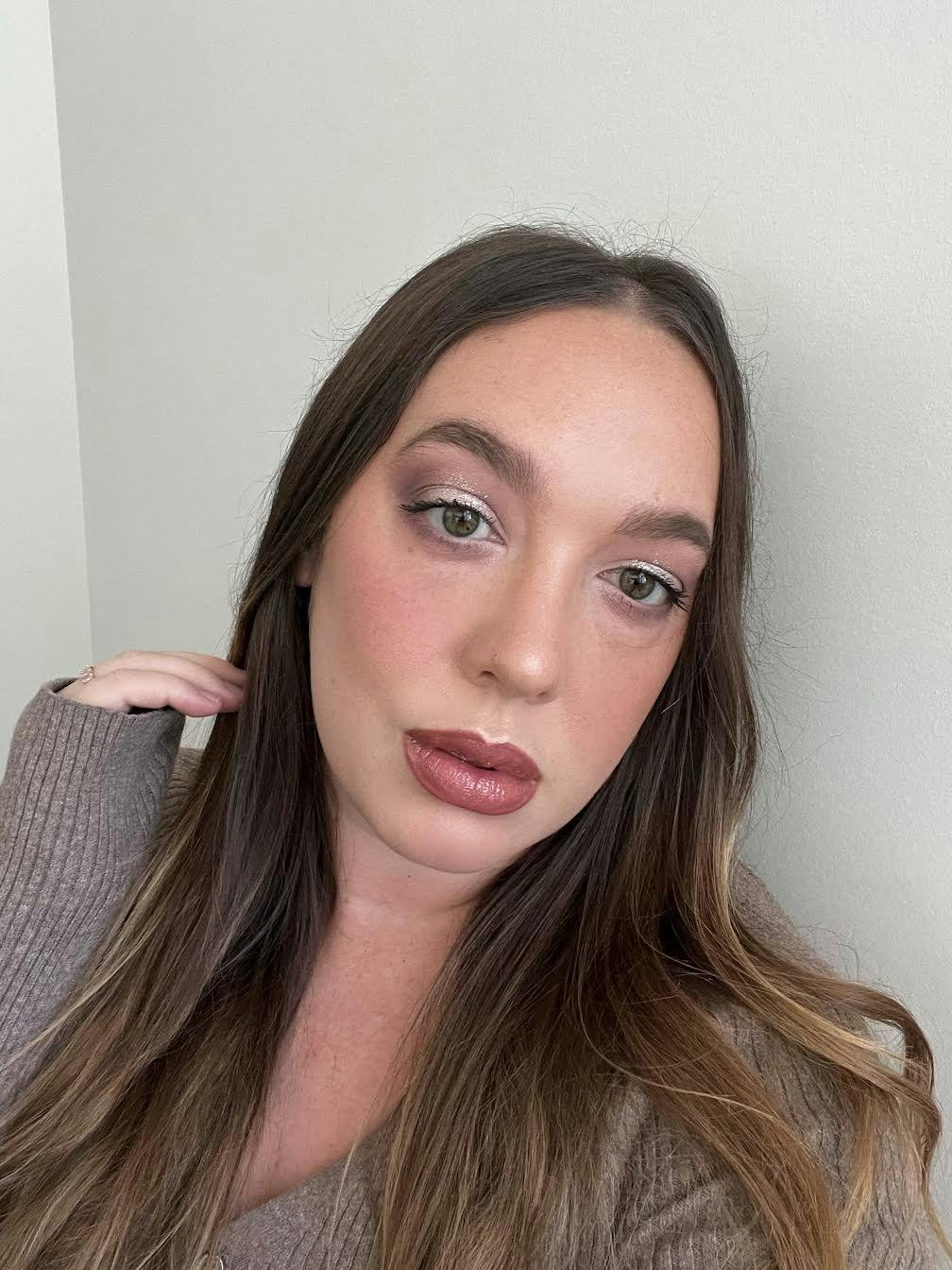 huda beauty icy nudes palette