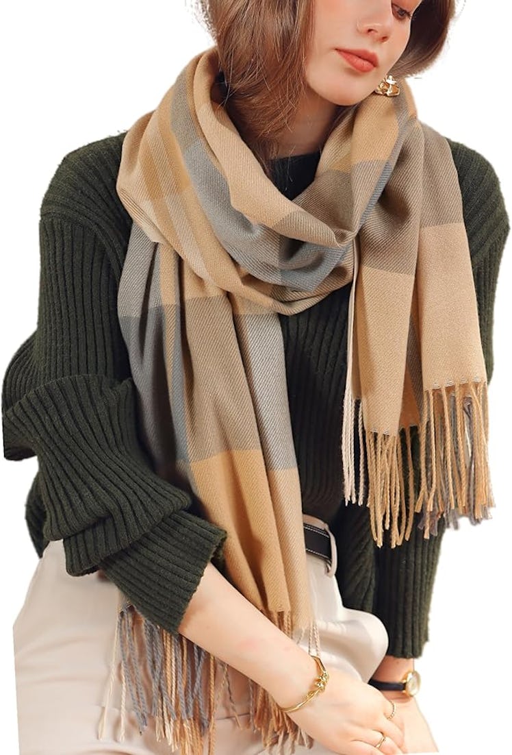 Wander Agio Plaid Scarf