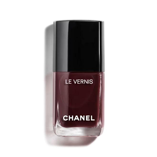 LE VERNIS Longwear Nail Colour in Rouge Noir