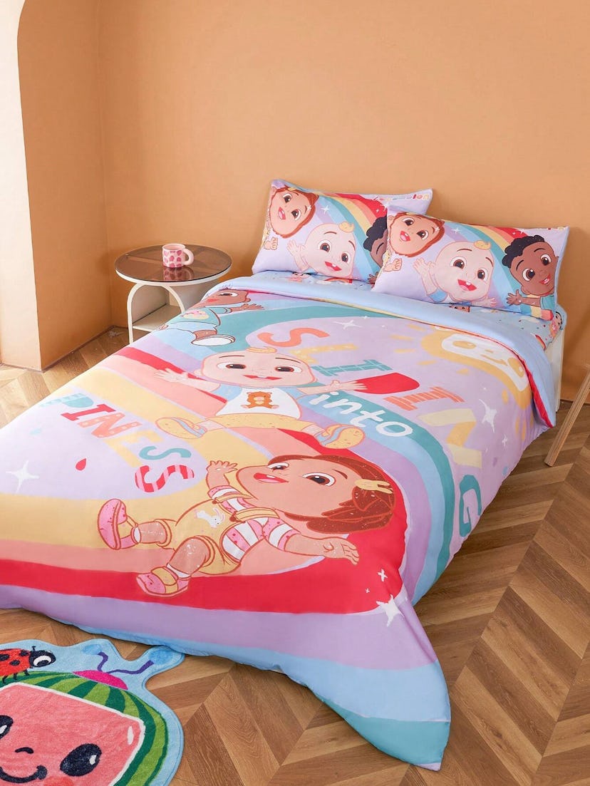 CoComelon X SHEIN Cartoon Character & Letter Print Bedding Set