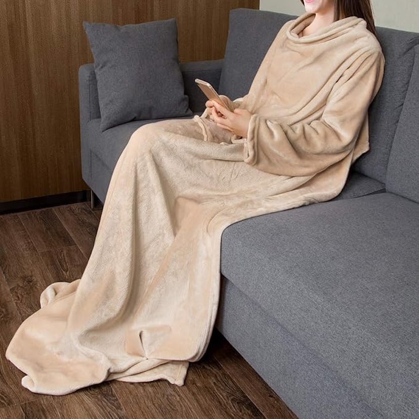 Catalonia Wearable Blanket