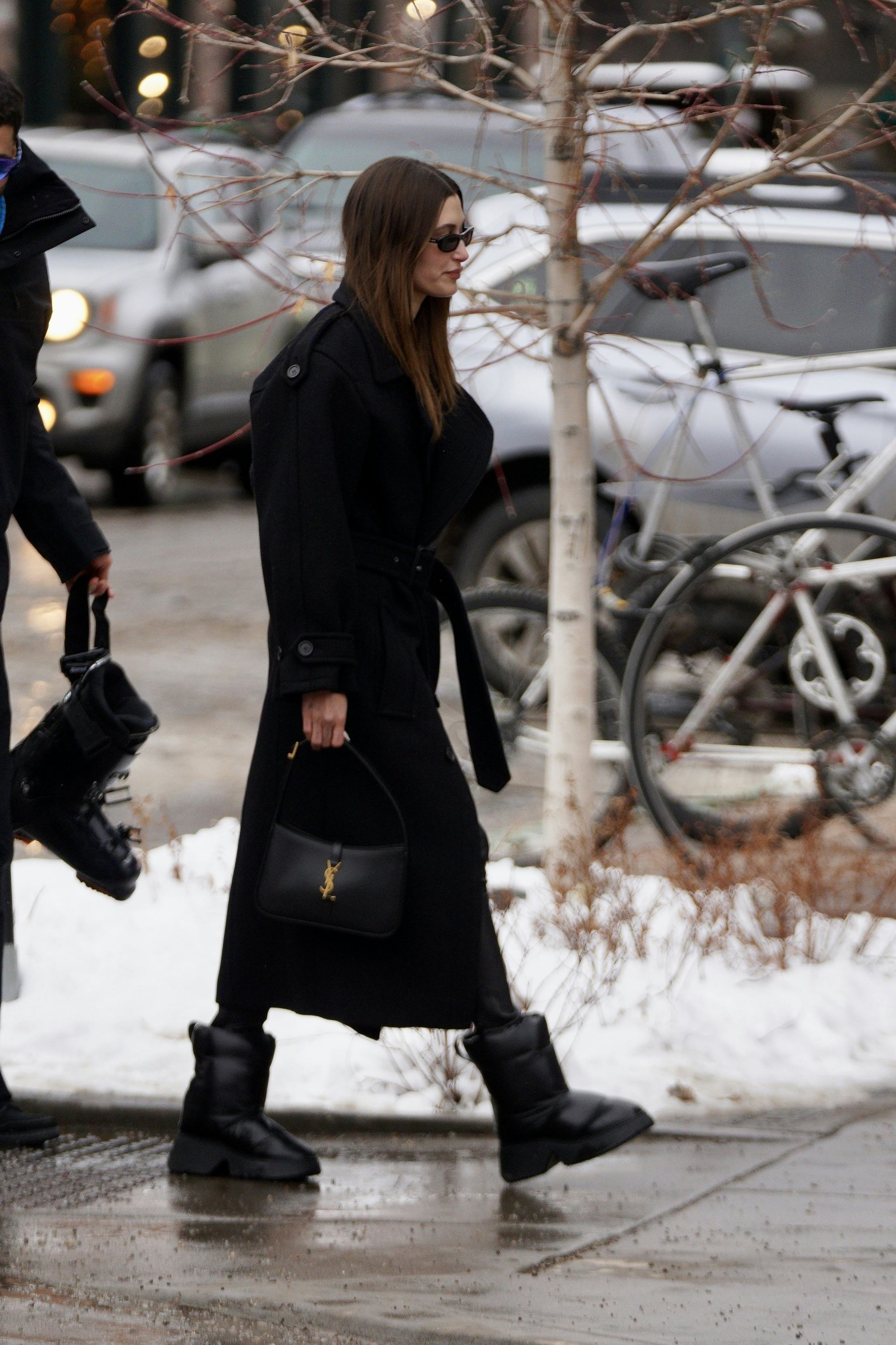A Fashion Girl's Guide To Wearing Winter Boots
