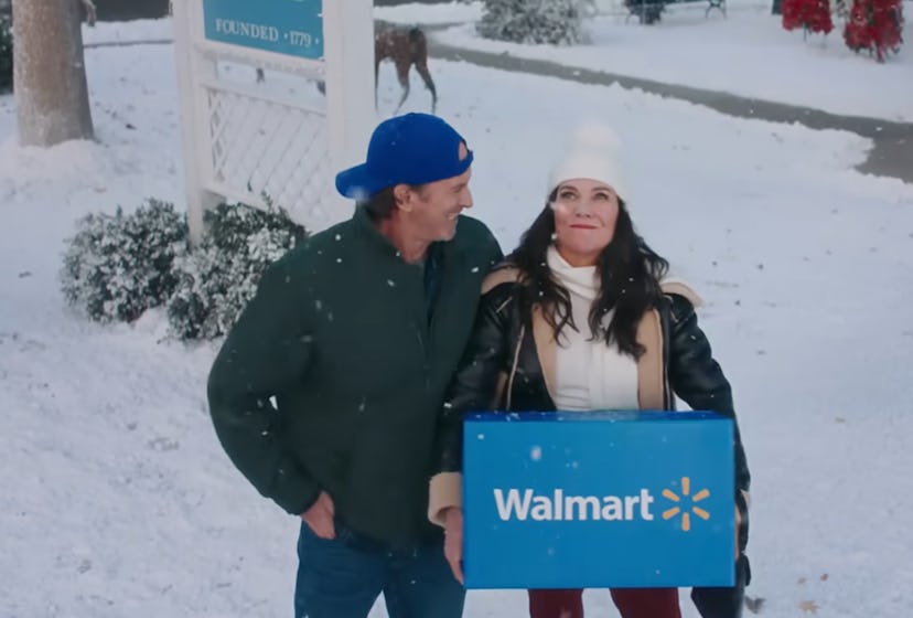 Luke and Lorelai in a Gilmore Girls Walmart ad. Screenshot via Walmart YouTube