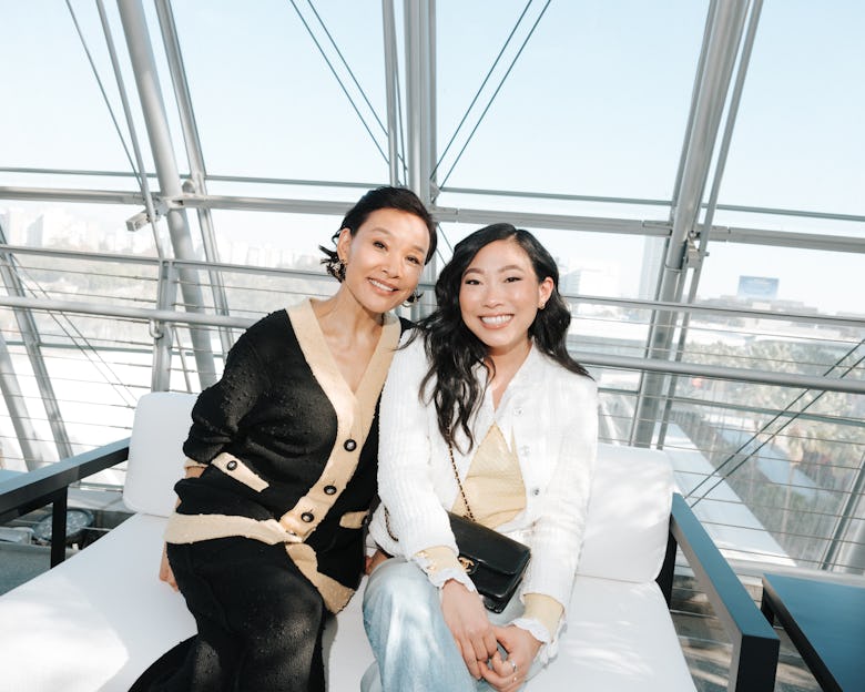 Selena Gomez & Ariana Grande Bonded in Chanel at the Academy Women’s Luncheon 7 academy luncheon chanel em